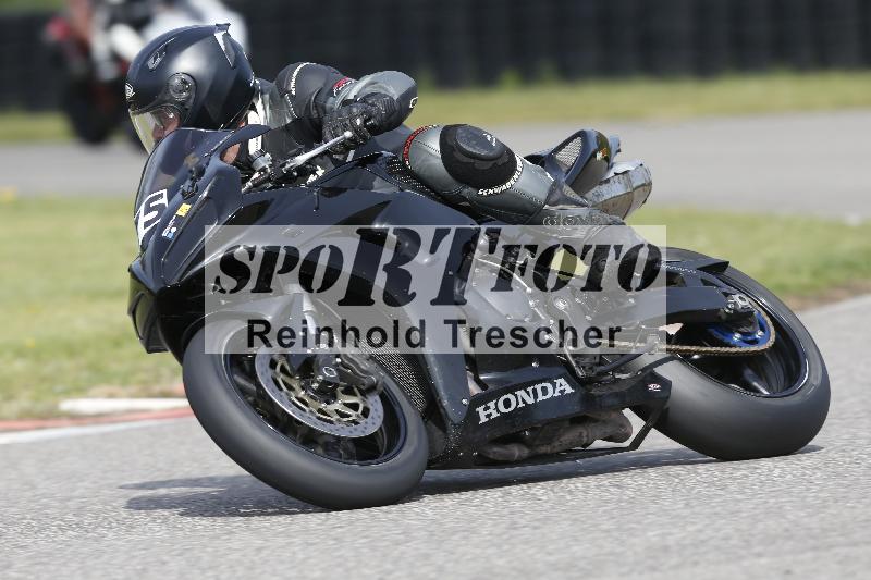 Archiv-2025/07 19.04.2025 Speer Racing ADR/Gruppe gelb/75